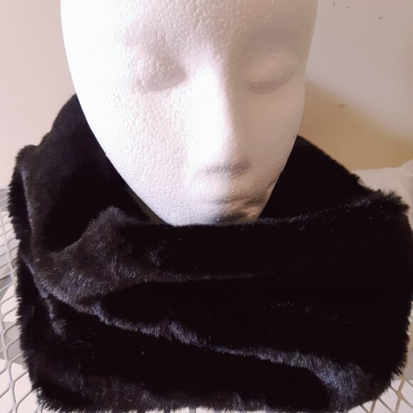 Neck Warmer Cowl Black - Picture 2 of 7